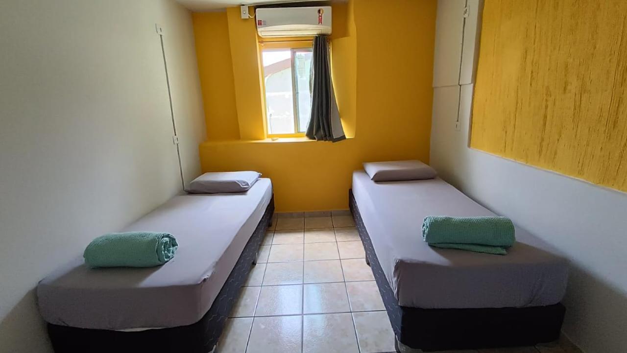 Ilha Hostel Fernando de Noronha Eksteriør billede